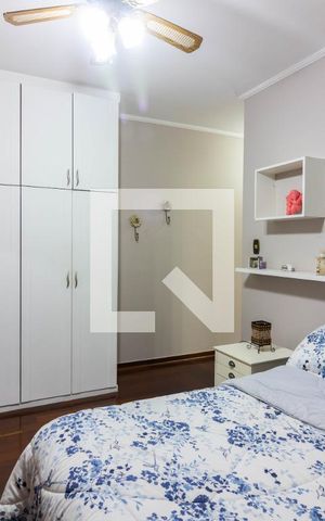 Casa à venda com 340m², 4 quartos e 4 vagasSuíte 2