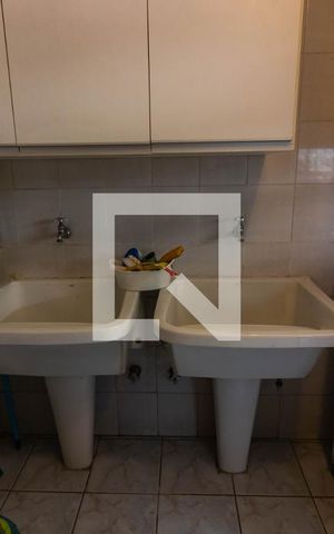 Casa à venda com 340m², 4 quartos e 4 vagasÁrea de Serviço