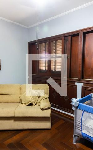 Casa à venda com 340m², 4 quartos e 4 vagasSuíte 1