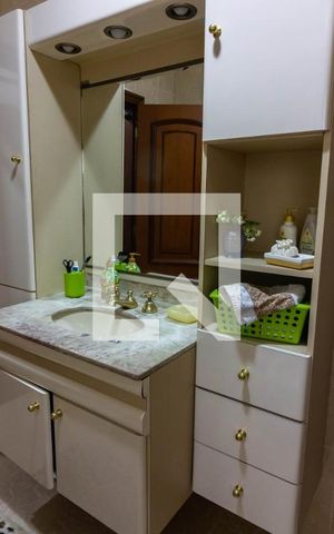 Casa à venda com 340m², 4 quartos e 4 vagasSuíte 3, Banheiro 