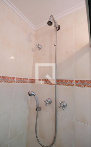 Apartamento à venda com 170m², 4 quartos e 3 vagas Apartamento à venda com 170m², 4 quartos e 3 vagasBanheiro da Suíte 2