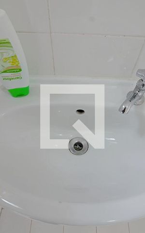 Apartamento à venda com 170m², 4 quartos e 3 vagas Apartamento à venda com 170m², 4 quartos e 3 vagasBanheiro de serviço