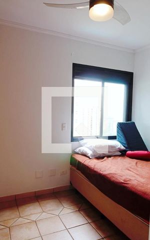 Apartamento à venda com 170m², 4 quartos e 3 vagas Apartamento à venda com 170m², 4 quartos e 3 vagasSuíte 2