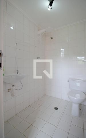 Apartamento à venda com 170m², 4 quartos e 3 vagas Apartamento à venda com 170m², 4 quartos e 3 vagasBanheiro de serviço