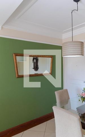 Apartamento à venda com 110m², 3 quartos e 1 vaga Apartamento à venda com 110m², 3 quartos e 1 vagaSalas