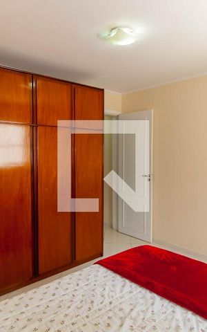 Casa à venda com 200m², 2 quartos e 2 vagas Casa à venda com 200m², 2 quartos e 2 vagasQuarto 2