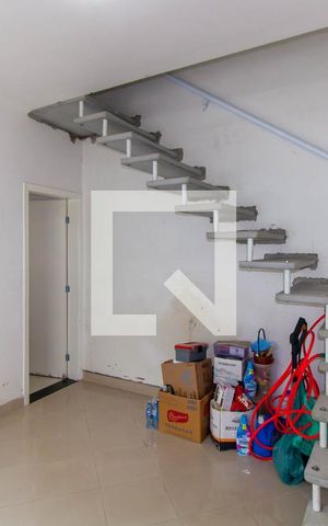 Casa à venda com 200m², 2 quartos e 2 vagas Casa à venda com 200m², 2 quartos e 2 vagasQuarto - Casa 2