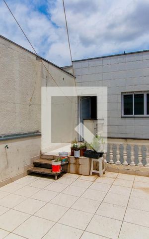 Casa à venda com 200m², 2 quartos e 2 vagas Casa à venda com 200m², 2 quartos e 2 vagasÁrea Livre