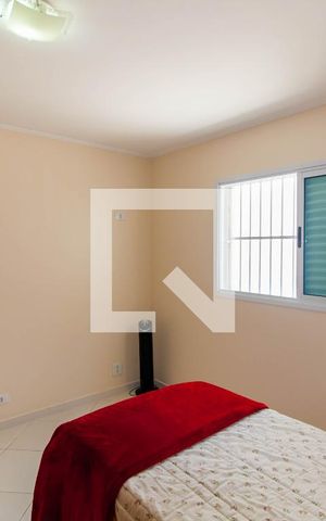 Casa à venda com 200m², 2 quartos e 2 vagas Casa à venda com 200m², 2 quartos e 2 vagasQuarto 2