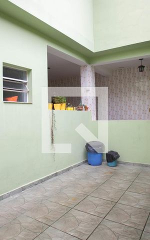 Casa à venda com 200m², 3 quartos e 2 vagasQuintal