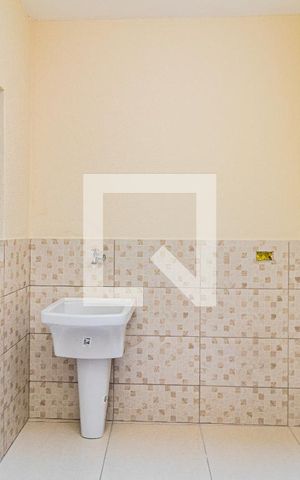 Casa de condomínio à venda com 80m², 2 quartos e 1 vaga Casa de condomínio à venda com 80m², 2 quartos e 1 vagaÁrea de Serviço