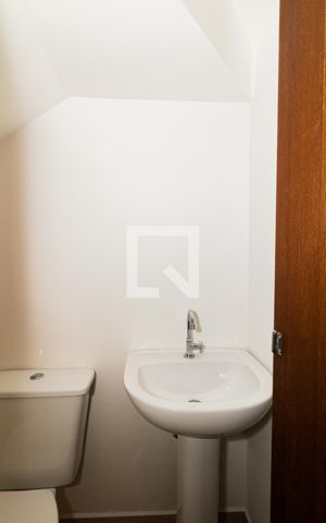 Casa de condomínio à venda com 80m², 2 quartos e 1 vaga Casa de condomínio à venda com 80m², 2 quartos e 1 vagaLavabo