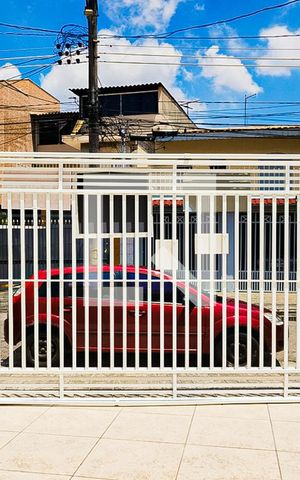 Casa de condomínio à venda com 80m², 2 quartos e 1 vaga Casa de condomínio à venda com 80m², 2 quartos e 1 vagaGaragem