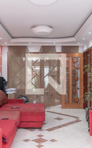 Casa à venda com 220m², 3 quartos e 2 vagas Casa à venda com 220m², 3 quartos e 2 vagasSala 1