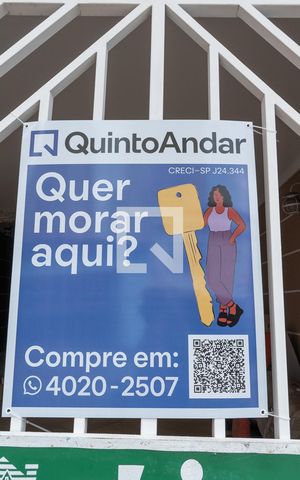 Casa à venda com 220m², 3 quartos e 2 vagas Casa à venda com 220m², 3 quartos e 2 vagasplaca