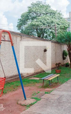 Apartamento para alugar com 45m², 2 quartos e 1 vaga Apartamento para alugar com 45m², 2 quartos e 1 vagaÁrea comum - Playground