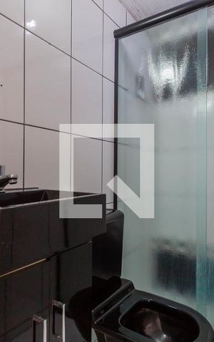 Apartamento para alugar com 45m², 2 quartos e 1 vaga Apartamento para alugar com 45m², 2 quartos e 1 vagaBanheiro