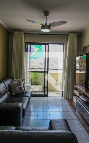 Apartamento à venda com 96m², 3 quartos e 2 vagas Apartamento à venda com 96m², 3 quartos e 2 vagasSala