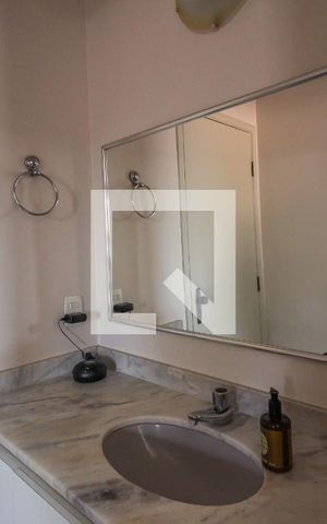 Apartamento à venda com 96m², 3 quartos e 2 vagas Apartamento à venda com 96m², 3 quartos e 2 vagasBanheiro da Suíte 1