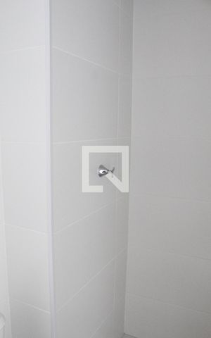 Apartamento para alugar com 32m², 2 quartos e sem vagaBanheiro