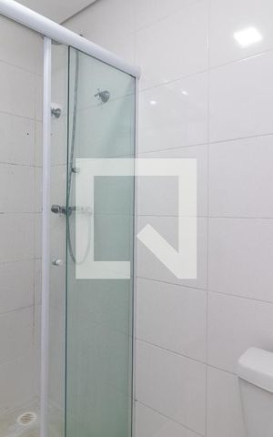 Apartamento para alugar com 48m², 2 quartos e 2 vagas Apartamento para alugar com 48m², 2 quartos e 2 vagasBanheiro 2