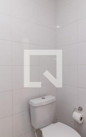 Apartamento para alugar com 48m², 2 quartos e 2 vagas Apartamento para alugar com 48m², 2 quartos e 2 vagasBanheiro 2