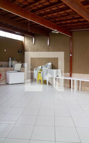 Casa de condomínio à venda com 65m², 2 quartos e 1 vaga Casa de condomínio à venda com 65m², 2 quartos e 1 vagaÁrea comum - Salão de festas