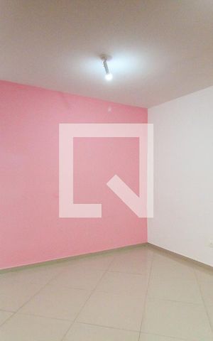 Casa à venda com 125m², 2 quartos e 3 vagas Casa à venda com 125m², 2 quartos e 3 vagasSala