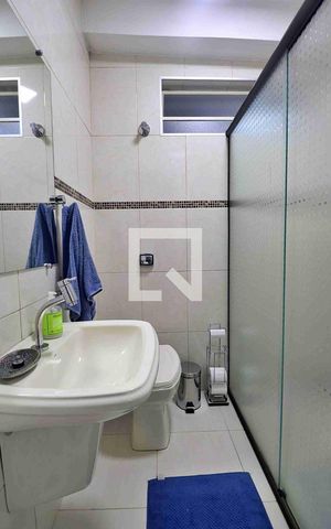 Casa à venda com 272m², 3 quartos e 6 vagasBanheiro social 2