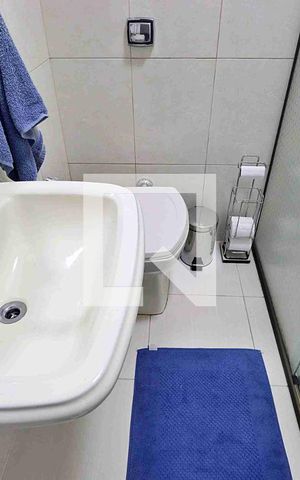 Casa à venda com 272m², 3 quartos e 6 vagasBanheiro social 2