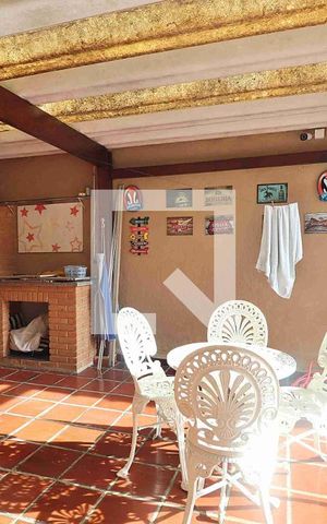 Casa à venda com 210m², 3 quartos e 7 vagasÁrea gourmet
