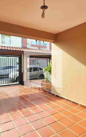 Casa à venda com 210m², 3 quartos e 7 vagasGaragem