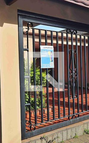 Casa à venda com 210m², 3 quartos e 7 vagasFachada