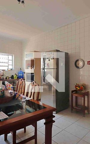 Casa à venda com 210m², 3 quartos e 7 vagasCozinha