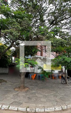 Casa à venda com 196m², 3 quartos e 1 vagaFachada
