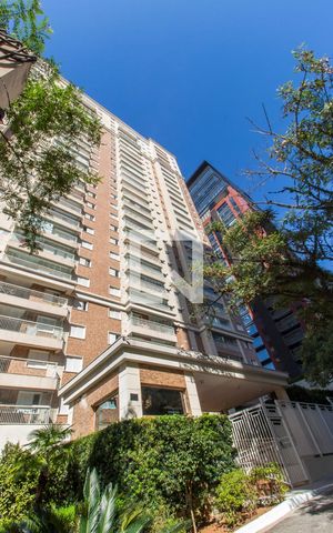 Apartamento à venda com 107m², 2 quartos e 2 vagasVista da Rua