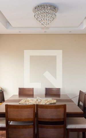Apartamento à venda com 165m², 4 quartos e 2 vagas Apartamento à venda com 165m², 4 quartos e 2 vagasSala de Jantar