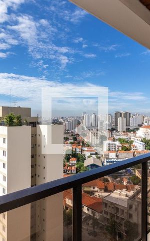 Apartamento à venda com 165m², 4 quartos e 2 vagas Apartamento à venda com 165m², 4 quartos e 2 vagasVaranda da Sala