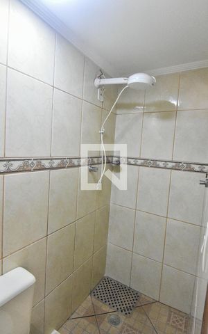 Casa à venda com 260m², 5 quartos e 7 vagas Casa à venda com 260m², 5 quartos e 7 vagasBanheiro 2