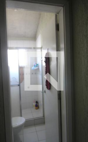 Casa de condomínio para alugar com 102m², 3 quartos e 2 vagasBanheiro