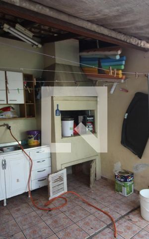 Casa de condomínio para alugar com 102m², 3 quartos e 2 vagasVaranda