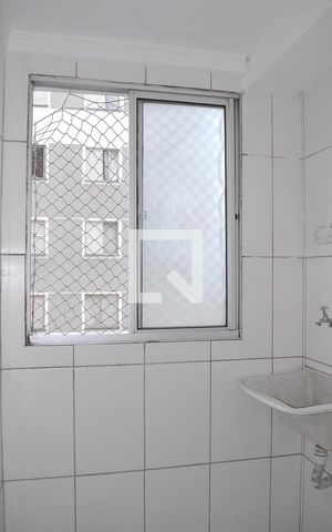 Apartamento à venda com 48m², 2 quartos e 1 vaga Apartamento à venda com 48m², 2 quartos e 1 vagaÁrea de Serviço