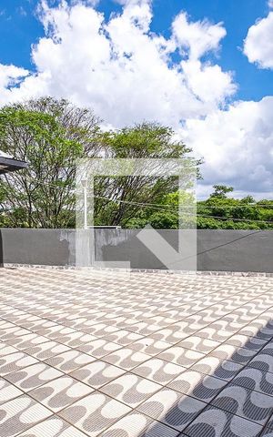 Casa à venda com 440m², 4 quartos e 4 vagas Casa à venda com 440m², 4 quartos e 4 vagasTerraço