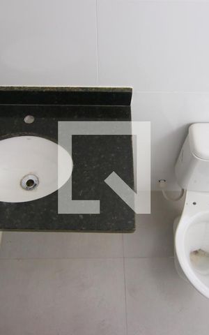 Apartamento à venda com 42m², 2 quartos e sem vagaBanheiro