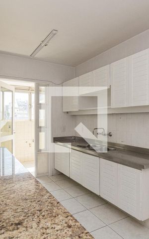 Apartamento à venda com 135m², 3 quartos e 1 vagaCozinha