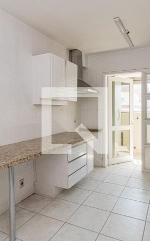 Apartamento à venda com 135m², 3 quartos e 1 vagaCozinha