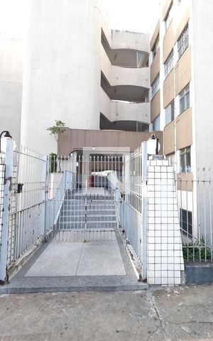 Apartamento à venda com 49m², 2 quartos e 1 vagaFachada e portaria