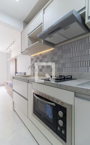 Apartamento para alugar com 43m², 1 quarto e sem vaga Apartamento para alugar com 43m², 1 quarto e sem vagaCozinha