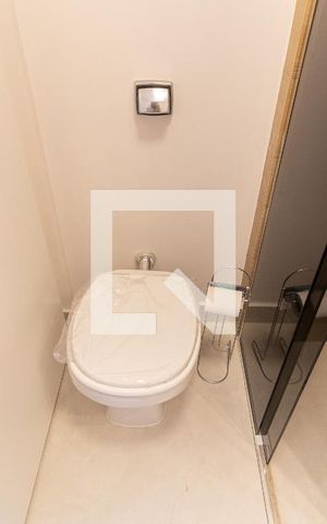 Apartamento para alugar com 43m², 1 quarto e sem vaga Apartamento para alugar com 43m², 1 quarto e sem vagaBanheiro