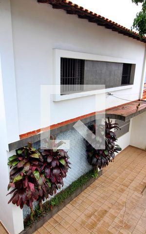 Casa à venda com 200m², 2 quartos e 2 vagasQuintal